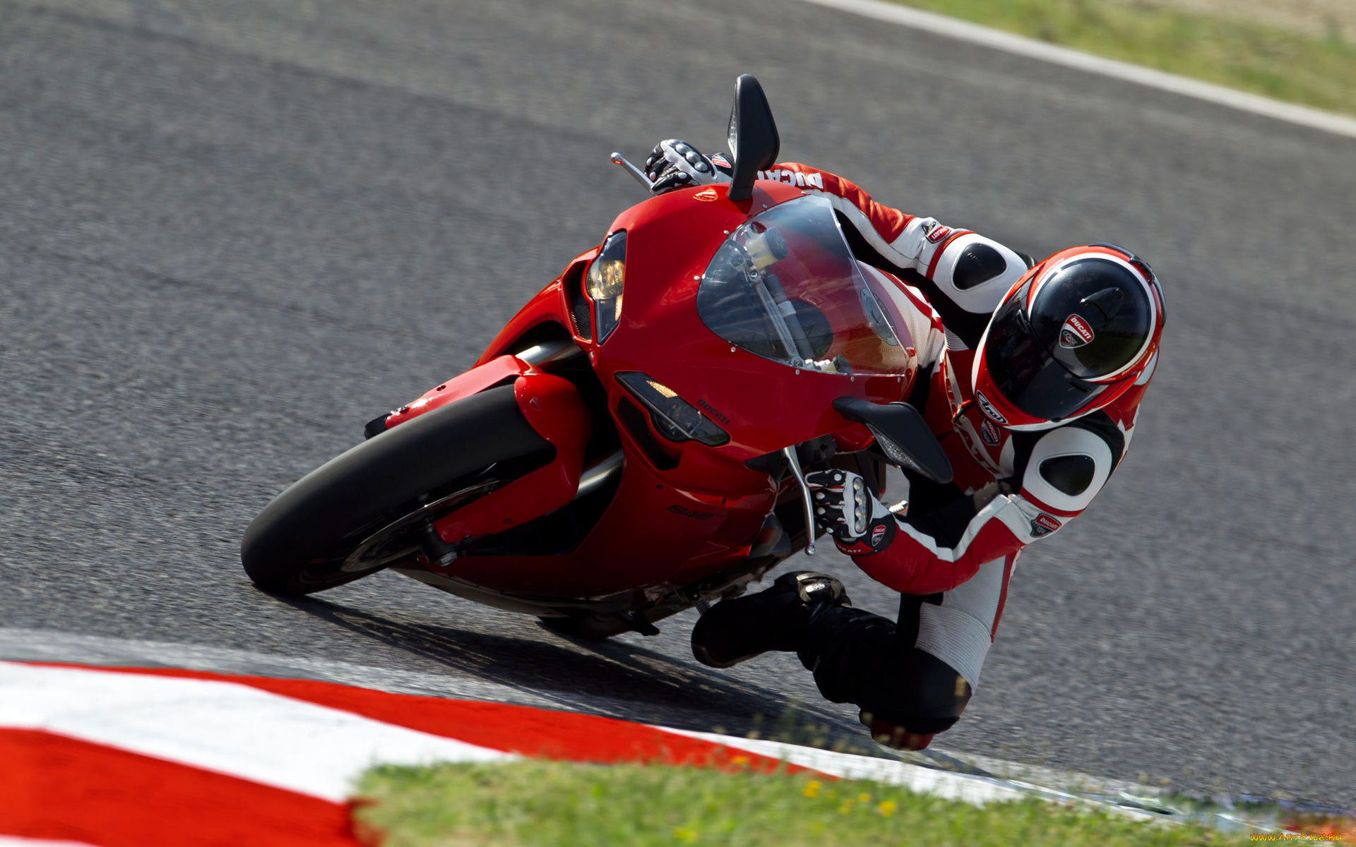 Moto bike racing. Гоночный мотоцикл Дукати. Мотоцикл Ducati 848. 848 EVO 2011. Sportbike Ducati 848.